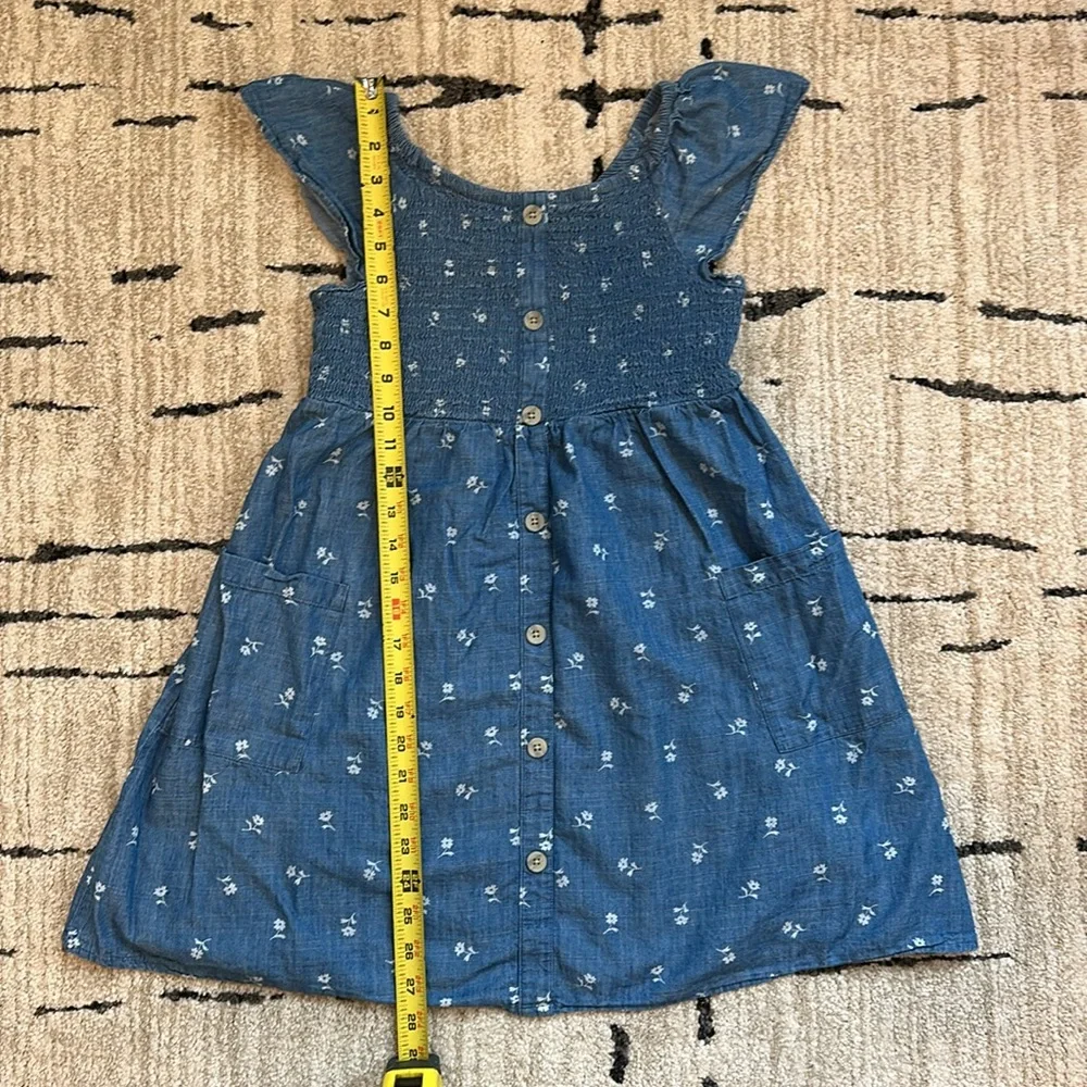 Cat & Jack Girls’ Flutter-Sleeve Smocked Floral Chambray Dress, Size L - Picture 7 of 8